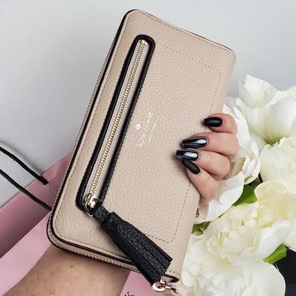 kate spade Handbags - KATE SPADE